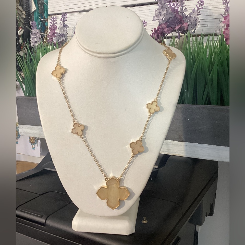 Kiki statement necklaces